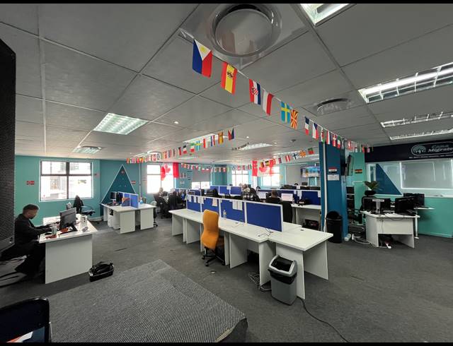 585M² OFFICE TO LET IN CENTURY CITY